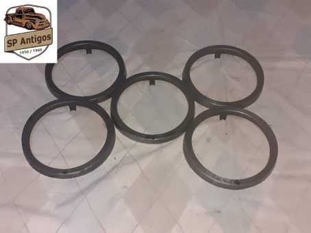 Moldura Farol F-100 F-350 F-600 65 À 68